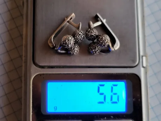 Серьги серебро 925, с камешками Характеристики