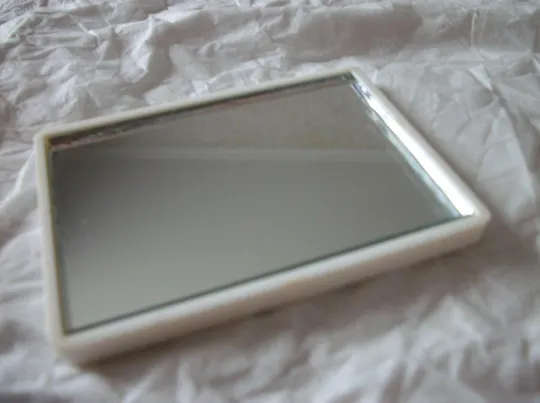 Зеркала USSR . СССР. новые, белые, карманные 2-Двa Штук, Крым. crimea, 1980-х , размер 8х5,5-см Де купити