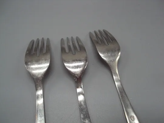 Столовые приборы вилки нерж ЗиШ узор цветы листья листочки нержавейка вилка 20 см лот 3 шт №18637в Недорого