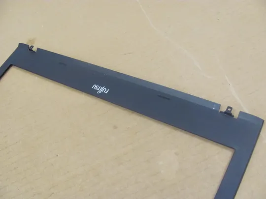 номер0880-4 рамка матриці matrix frame Окантовка дисплея Рамка екрана Корпус рамка матриці EAFH9006010 43FH9LBJT10 для FUJITSU LIFEBOOK A555  оригінал З аукціону