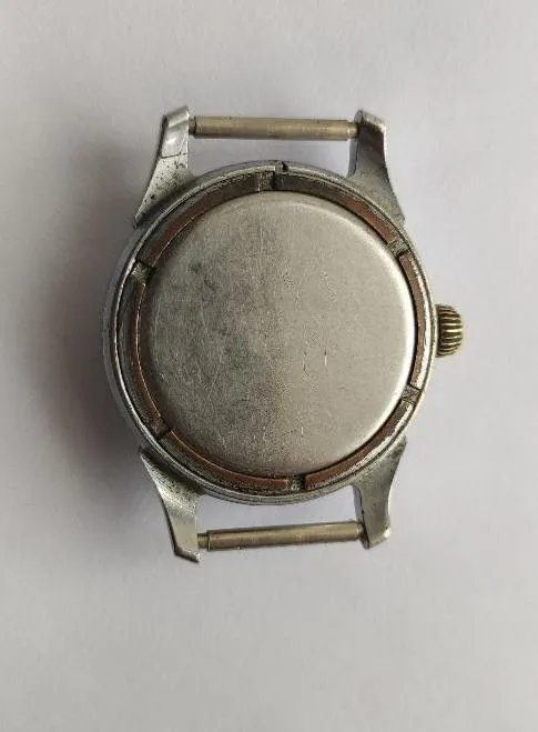 Часы наручные винтажные Победа в рабочем состоянии 1960 гг  knf242 Продаж