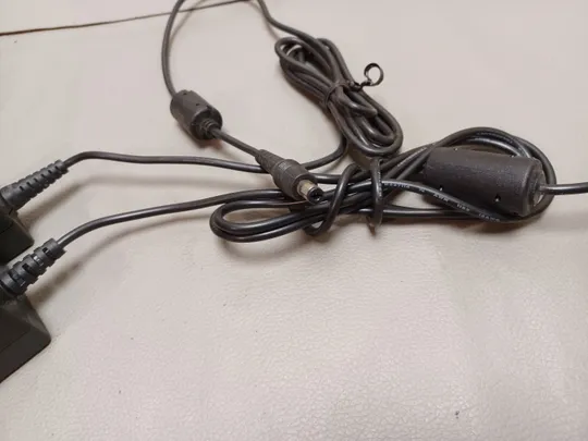 0628 адаптер живлення 12V 2 шт НІМЕЧЧИНА З аукціону