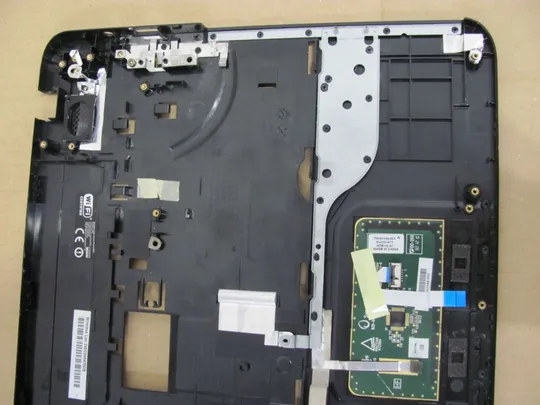 503-4 Кришка панель палмрест тачпад 13N0-ZWA0W01 для Toshiba Satellite C850, C850D оригінал Де купити