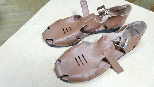 Купити Сандалі чоловічі дермантинові радянські розмір 42 (28 см) бежеві літнє взуття