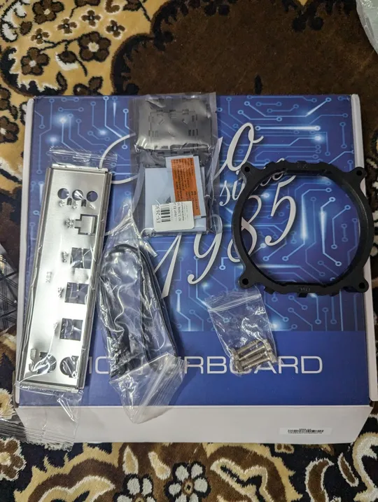 Комплект 10 ядер 20 потоки Soyo X99 + Xeon E5 2630v4 LGA 2011-3 DDR4 NVMe Intel Xeon E5 v3 v4 Де купити