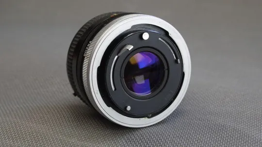 объектив Canon FD 50mm/1.8 металлический Ф52мм на полный кадр (24x36mm) З аукціону