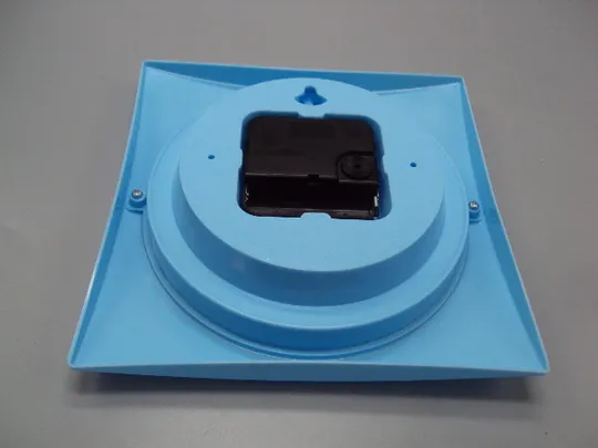 Настенные часы Quartz пластик квадратные Кварц Китай размер 17,8х16,5 см (нет механизма) №18544с Інтернет-аукціон