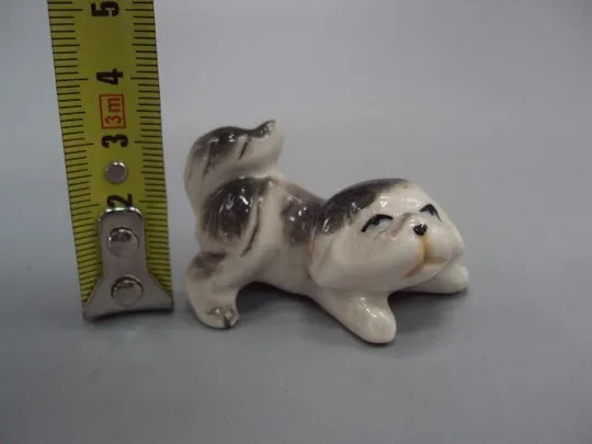 Фигура фарфор статуэтка миниатюра Европа собака щенок играет собачка 3,2 х 5 см №13221 Інтернет-аукціон