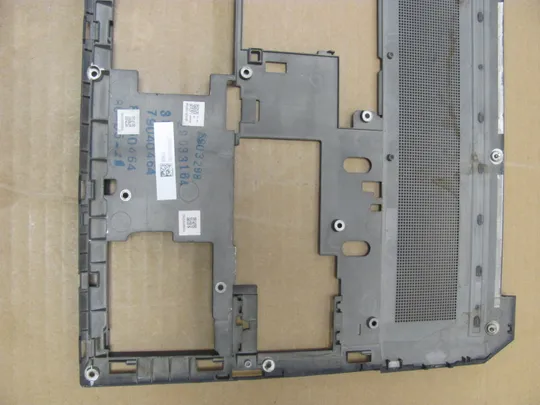номер1024-1 Кришка дно піддон корпуса Нижний корпус для ноутбука Низ Корпус D 3FXW2TP003 для  HP ZBook 15 G5 G6 оригінал Інтернет-аукціон