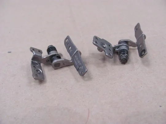 588-4 комплектуюче петлі  для  Samsung NP300E7A NP305E7A 300E7A 305E7A  оригінал З аукціону