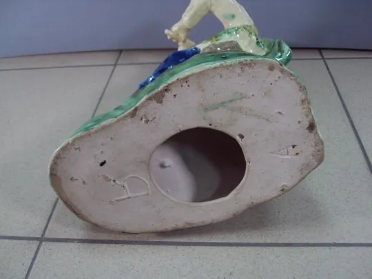 Фигура керамика майолика гуцул с дудочкой играет на дудке высота 28 см №7 Характеристики