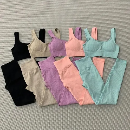 Комплект для фитнеса топ и леггинсы 11816 L черный Продаж