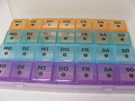 Пластикова коробка для зберігання ліків Beaver Pill Box/Medicine Box/Pill Organiser (4 ряди (упаковка по 2)) (14) Де купити