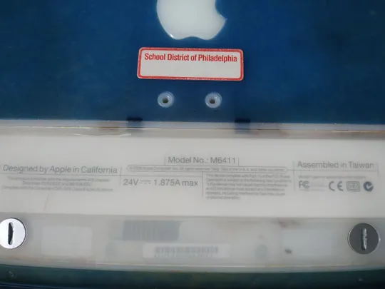 Apple iBook G3 Clamshell Blueberry (1999) — повністю робочий ретро Mac З аукціону