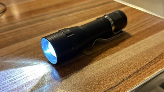 Купити Яскравий flash light USB, ідеальний для туризму та кемпінгу!