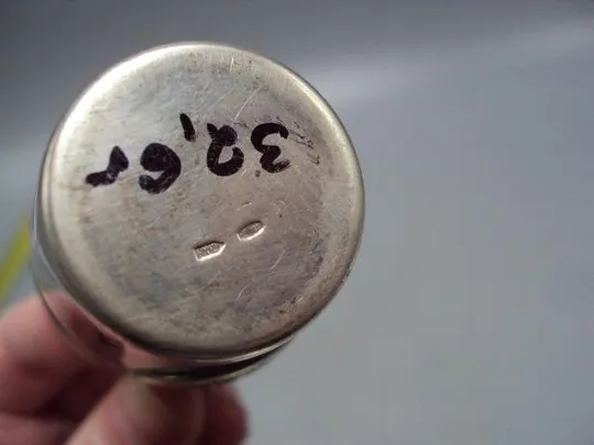 Рюмка стопка узор листья листочки серебро 925 проба Украина 8ХЮ вес 32,59 г размер 5,6х4,1 см №320 Продаж