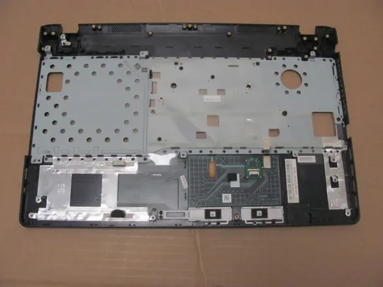 Купити номер0967-23 кришка корпус топкейс Верхняя панель палмрест cover-C тачпад 33FH9TCJV0 для Fujitsu LifeBook A557 A357  оригінал