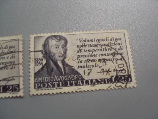 марки Италия 1956 личности люди химик Амедео Авогадро 100 лет со дня смерти  лот 2 шт гаш №2825 З аукціону