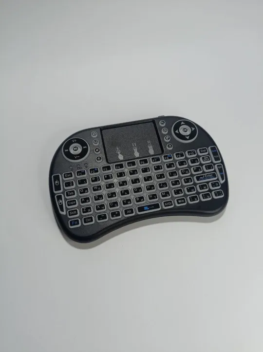 Клавіатура міні Bluetooth з підсвічуванням LED KEYBOARD-i8-LED З аукціону