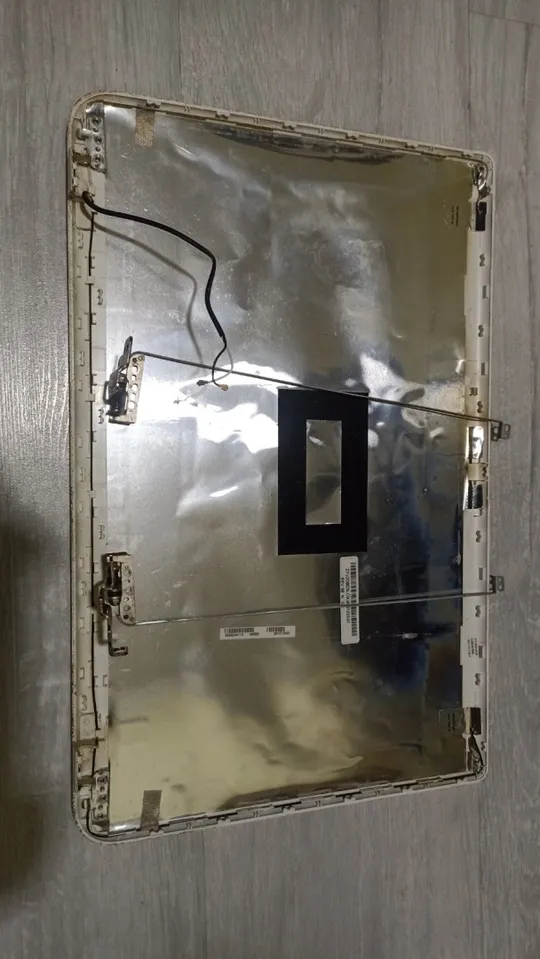 Кришка+рамка+петлі Toshiba C75-A C75 З аукціону