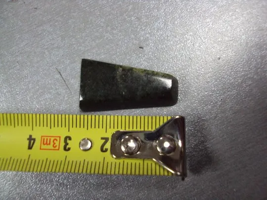 Камень яшма для ювелирных изделий вес 4 г размер 6,5 х 30 х 9,5 х 16,5 мм №13290 З аукціону