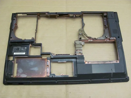 555-1 Кришка дно піддон корпуса 6-39-W8703-011 для Clevo W87CU оригінал Ціна