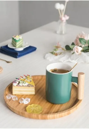 Купити Кружка керамическая с деревянной ручкой, крышкой и ложкой 380 мл (зеленый)