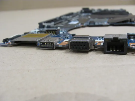 609-24 материнська плата APW50 LA-C381P 848219-001 SR2FQ  i7-6700HQ для HP EliteBook ZBOOK 15 G3  оригінал Недорого