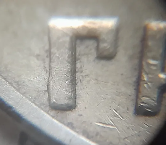 Купити (5270) 1 гривня 2003 зминання елементів зображення на реверсі (1 гривна 2003 брак)