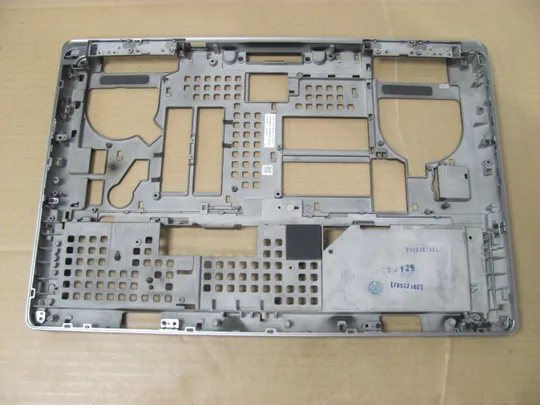 Купити номер0908-2 Кришка дно піддон корпуса AM1DJ000421 086Y4P  для Dell  Precision 17 7710 7720  оригінал