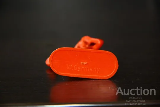 индеец с камнем 55-60мм JEAN HOEFLER ФРГ З аукціону