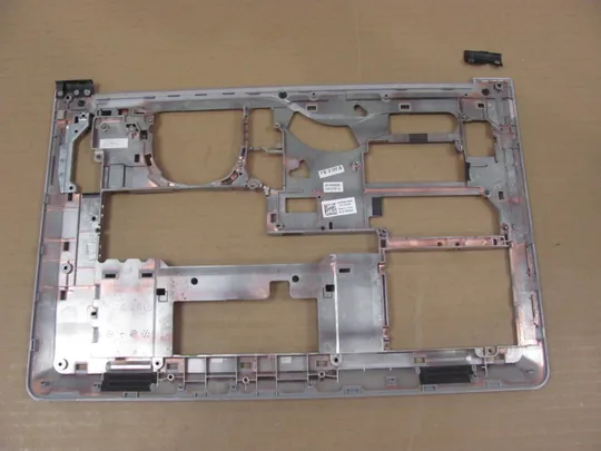 Купити 845-26 Кришка дно піддон корпуса 0P846W AP13H000200 для Dell Inspiron 5548 5448 5542 5543 5545 5547 5548 5557 оригінал