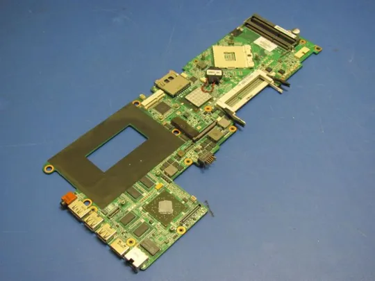 №116-18 материнська плата DA0SP7MBCE0 576772-001 РОБОЧА для HP Envy 15-1090eg оригінал Ціна