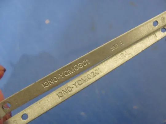 Купити №160-5 кріплення з петлями 13N0-YQM0301 для Aspire 7250G оригінал