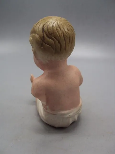 Фигура фарфор статуэтка Городница пупс ребенок маленький мальчик пупсик 10 см под реставрацию №14192 З аукціону