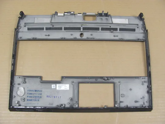 Купити 767-3 Кришка панель палмрест 0036Y0 AM2F1000701  для Dell Alienware Area 51m  оригінал