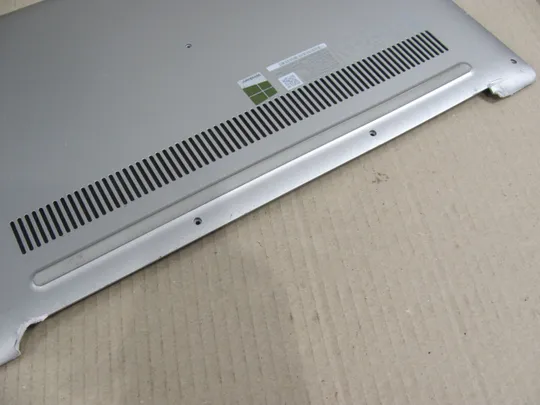 388-31  Кришка дно піддон корпуса 460.0CJ05.0001 5CB0P26302  для  LENOVO IdeaPad  720-151KB 720-15 720-15ISK 720-15IKB  оригінал Характеристики