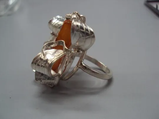 Женское кольцо листья листочки янтарь серебро 925 проба Украина вес 16,91 г 20 размер новое №14373 З аукціону