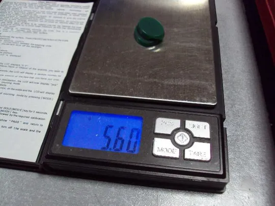 Камень хризопраз овальный для ювелирных изделий вес 5,6 г 3,5х23,5х17,5мм и 4х24х17мм лот 2шт №13285 Інтернет-аукціон