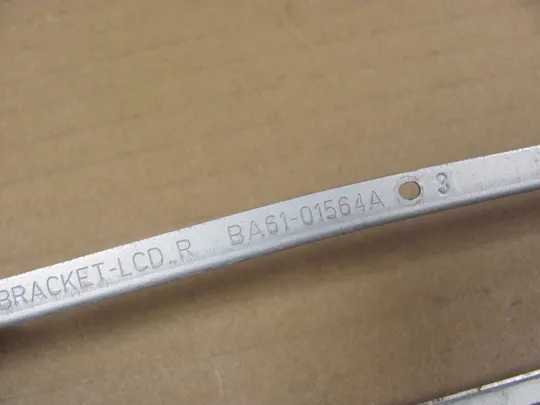 830-6 кріплення матриці  BA61-01564A  для  SAMSUNG  NP700 NP700G7A 700G  оригінал Де купити