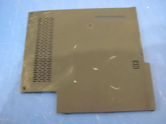 Купити №43-31 сервісна кришка 13N0-ZKA0A01 13N0-ZKA0A21 для Medion Akoya E6228 оригінал