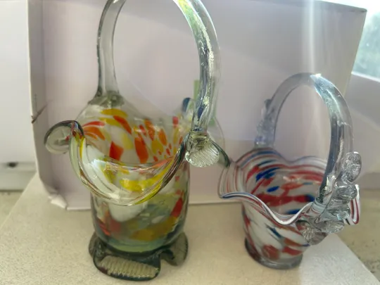 Купити Вінтажні вази, з кольорового скла СССР 70-ті роки, 2 штуки, більша та менша