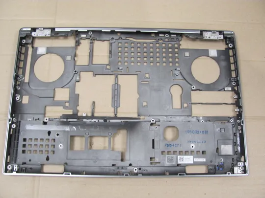 Купити 680-5  Кришка дно піддон корпуса  01HVX1 AM26K000502 для  Dell Precision 17 7730 7740 M7730 M7740 оригінал