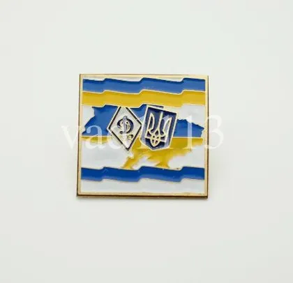 фото, Футбол. Значок  ФК Динамо Киев Украина  № 3-19