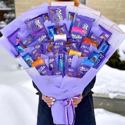 фото, Великий букет з шоколадок і печива Milka оригінальний подарунок, фіолетовий