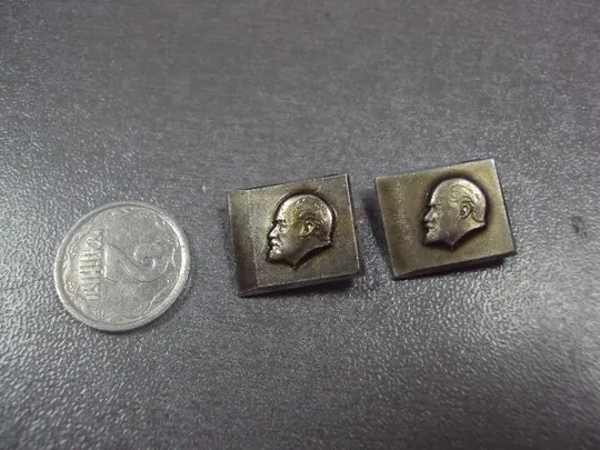 знак ленин квадрат профиль лот 2 шт №13177 Ціна