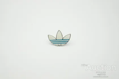 фото, Значок компании  Adidas