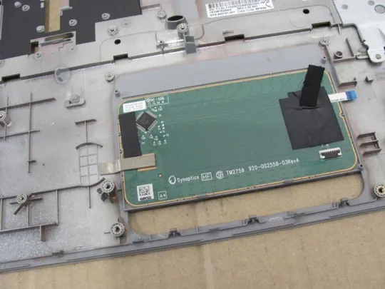 №180-35 панель палмрест та тачпад 840751-001 1510B1825402 для HP Probook 650 G2 оригінал Де купити