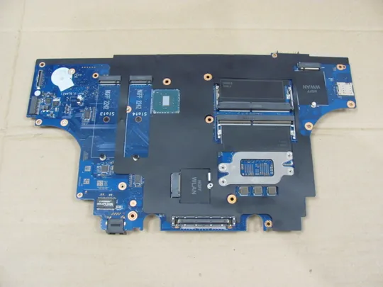 Купити 678-3 материнська плата AAPB0 LA-C551P SR2FU i7-6820HQ для DELL Precision 17 7710 M7710  оригінал