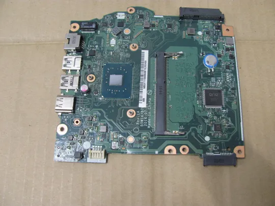 713-2 материнська плата B5W1A\B7W1A LA-D641P SR2Z7 Celeron N3350 для Acer Aspire ES1-572 Extensa EX2540 оригінал З аукціону